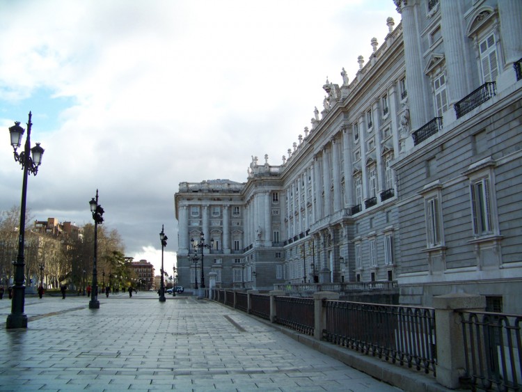 Wallpapers Trips : Europ Spain Palais Royal, Madrid.