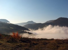 Fonds d'cran Nature le Rocher du Caire ( Rmuzat )