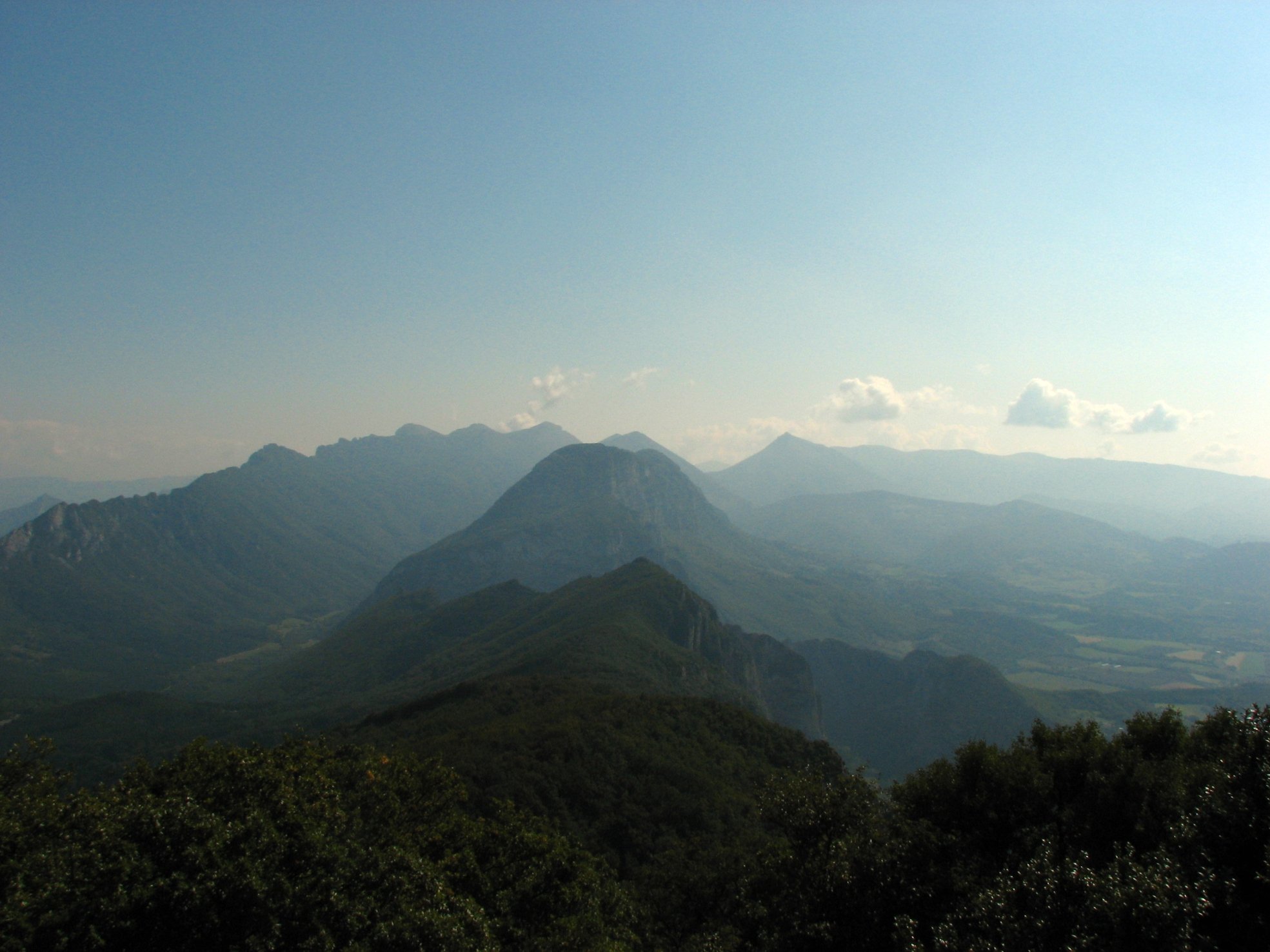 Fonds d'cran Nature Montagnes Les 3 Becs vus de Rochecolombe