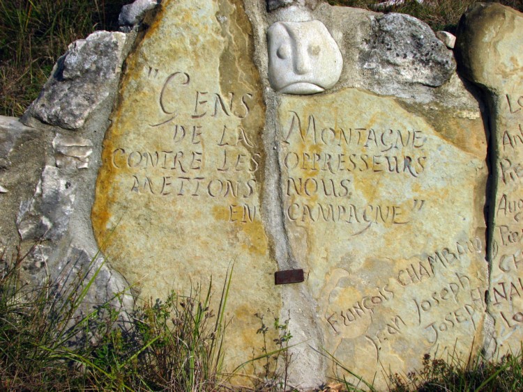 Fonds d'cran Constructions et architecture Statues - Monuments Stele de la Resistance ( Saou Drome Provenale )