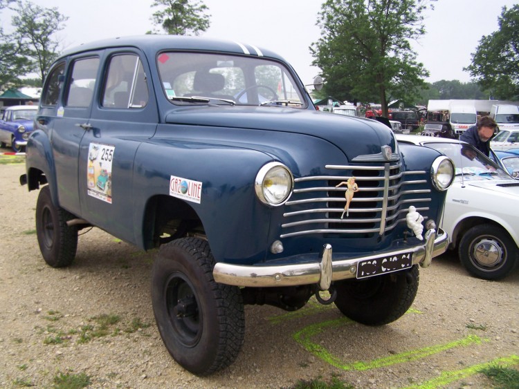Fonds d'cran Voitures Renault Prairie 4x4