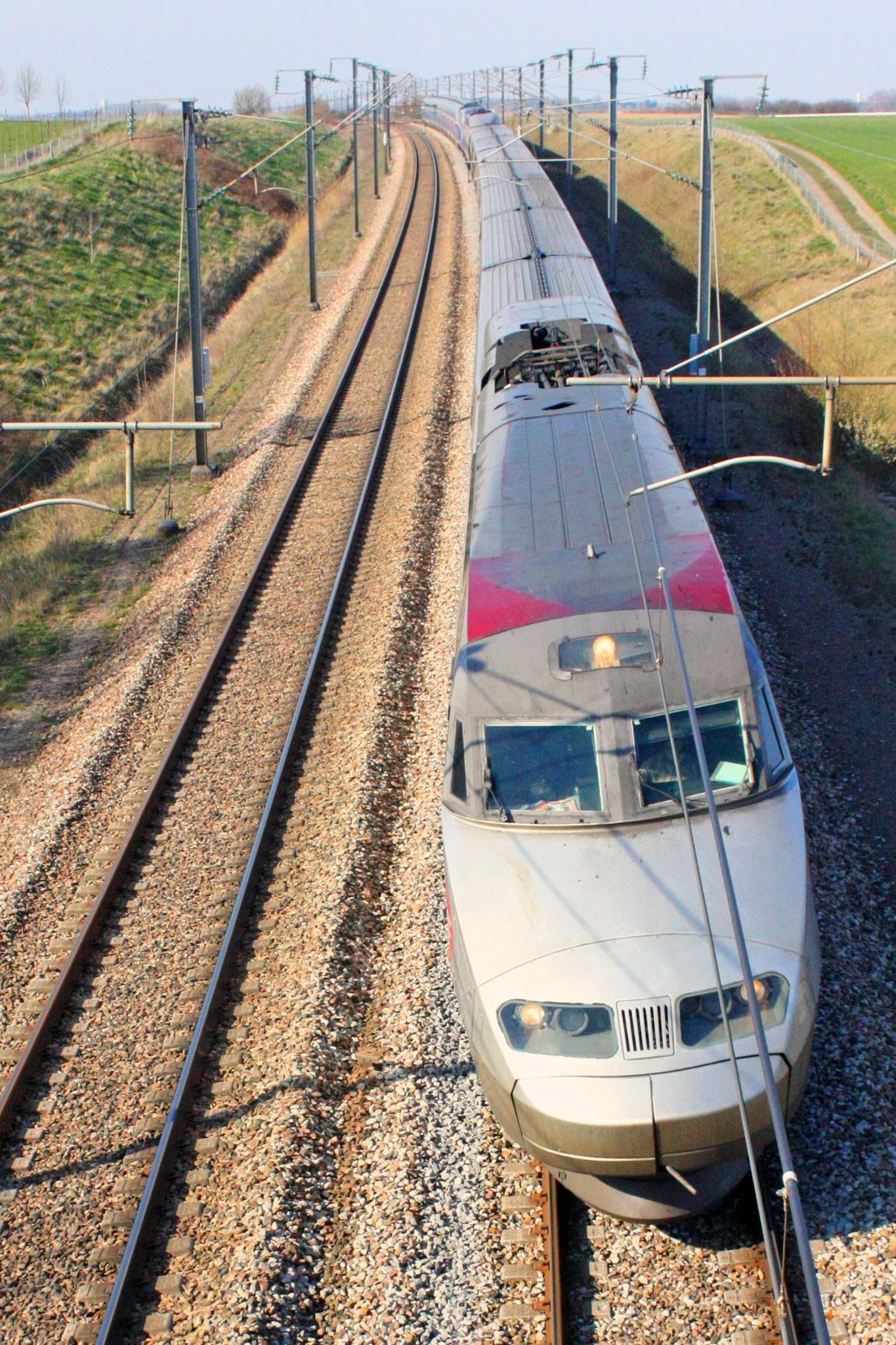 Wallpapers Various transports Trains TGV rouge