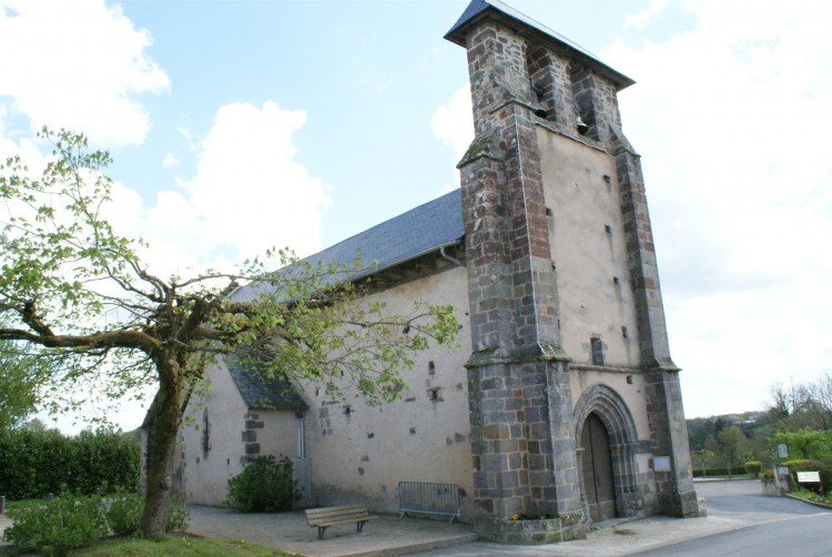 Wallpapers Constructions and architecture Religious Buildings Eglise de Saint Sornin Lavolps (Correze).