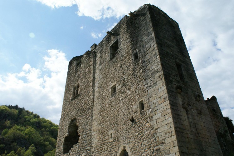 Fonds d'cran Constructions et architecture Ruines - Vestiges Les tours de Merle (suite)