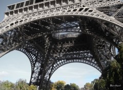 Fonds d'cran Constructions et architecture Miss Tour Eiffel