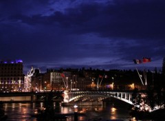 Wallpapers Constructions and architecture Le Rhone by night