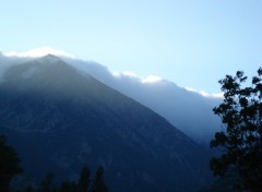 Fonds d'cran Nature Montagne vers les Alpes