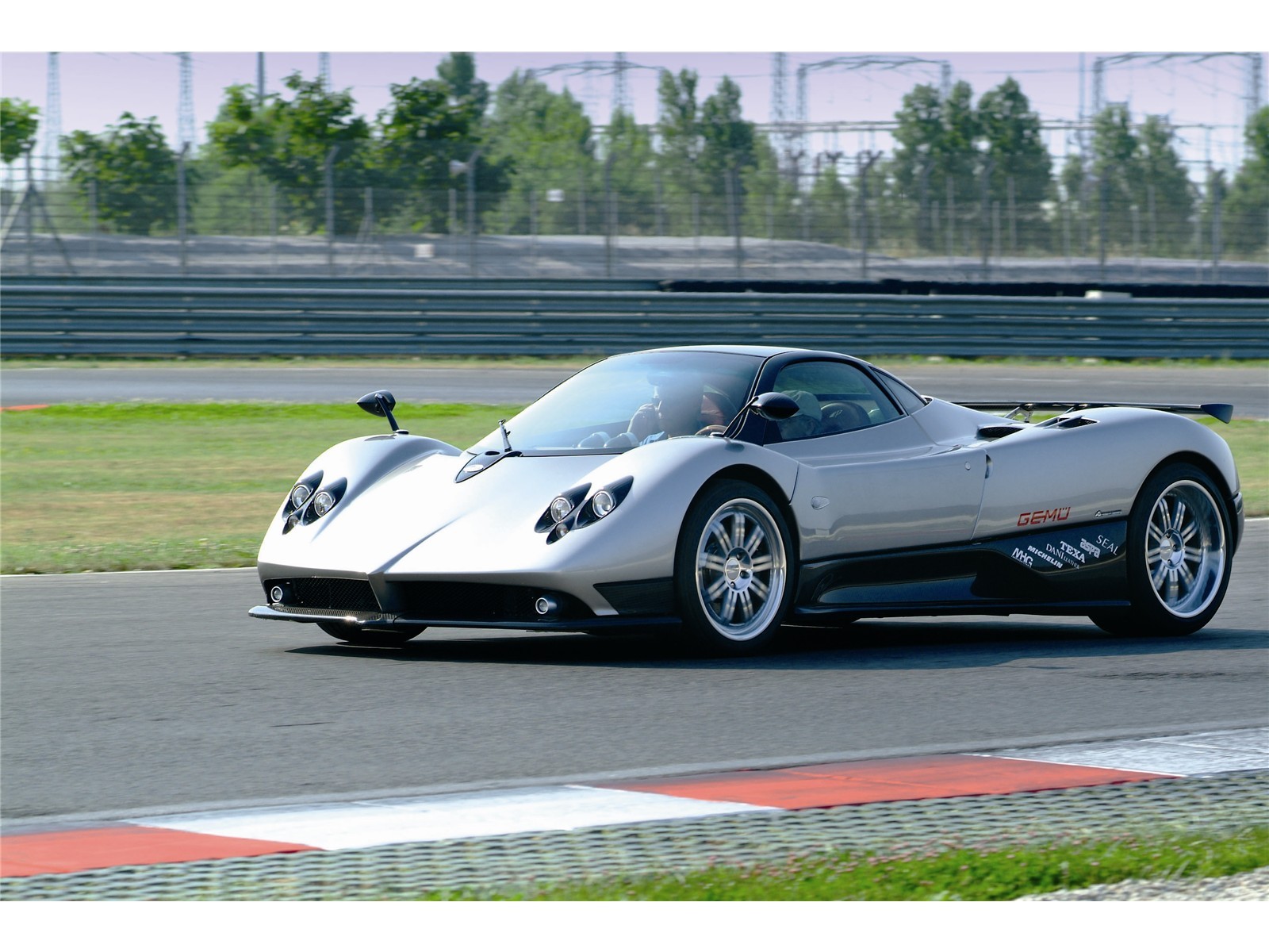 Wallpapers Cars Pagani Zonda F-0