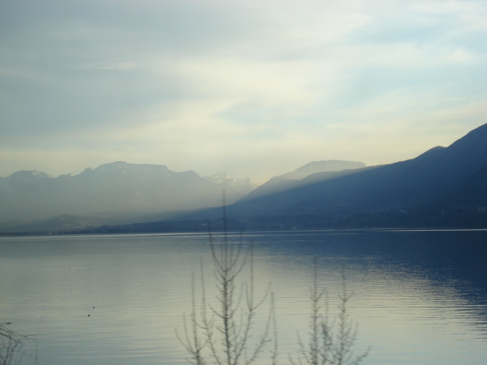 Fonds d'cran Nature Lacs - Etangs Lac en Rhne-Alpes