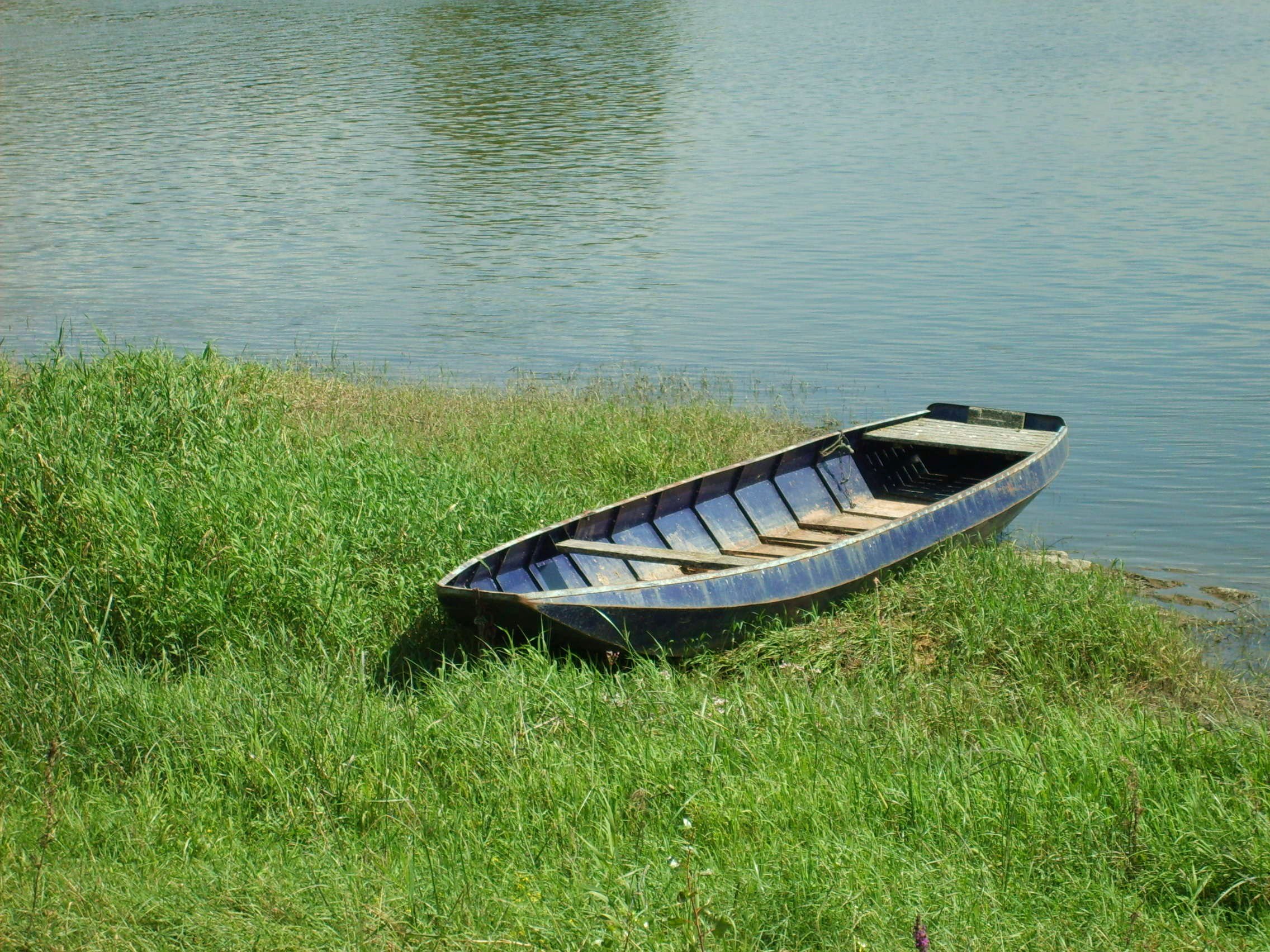 Fonds d'cran Bateaux Barques - Pirogues barque au bord de la Loire