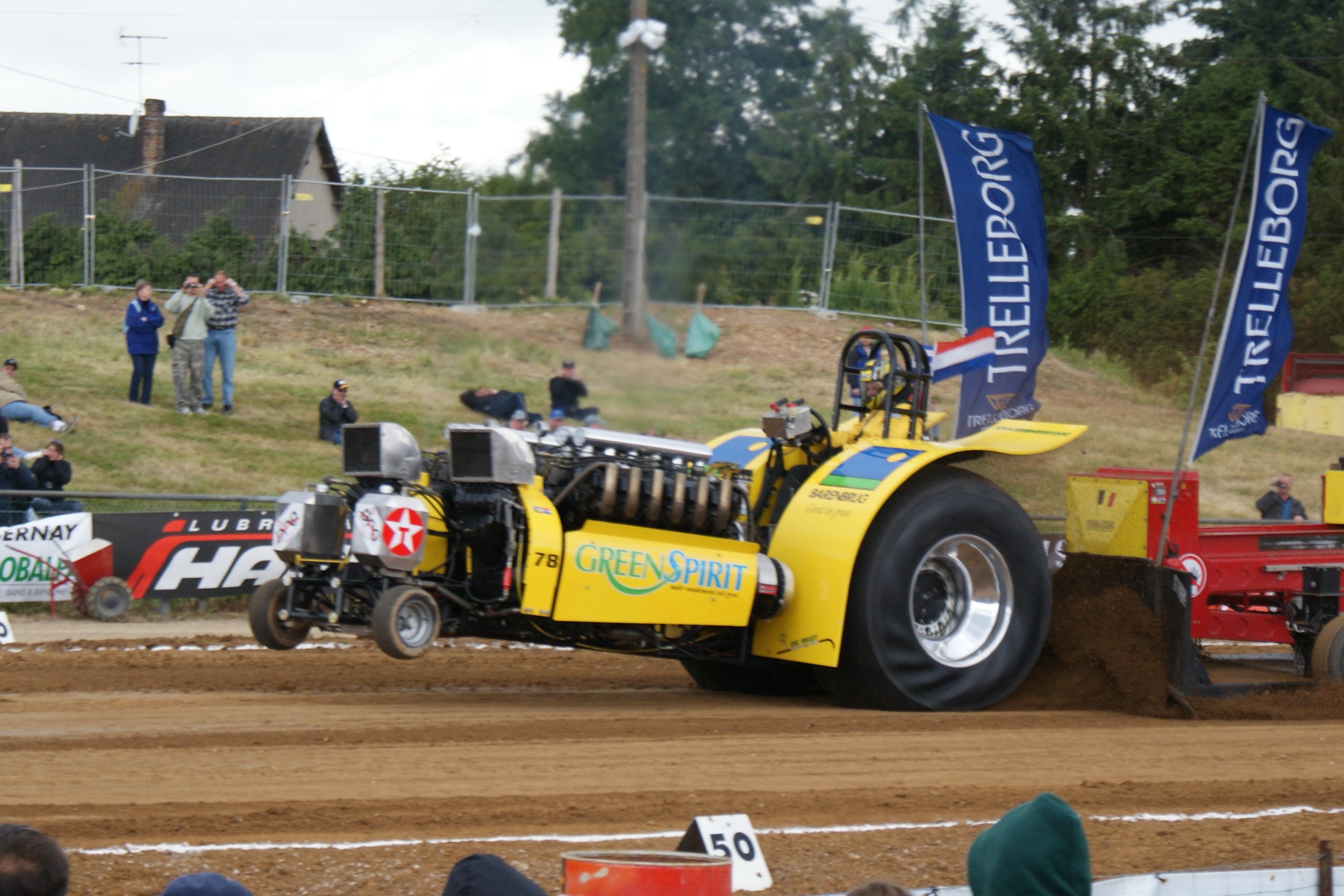 Wallpapers Sports - Leisures Tracteur Pulling 