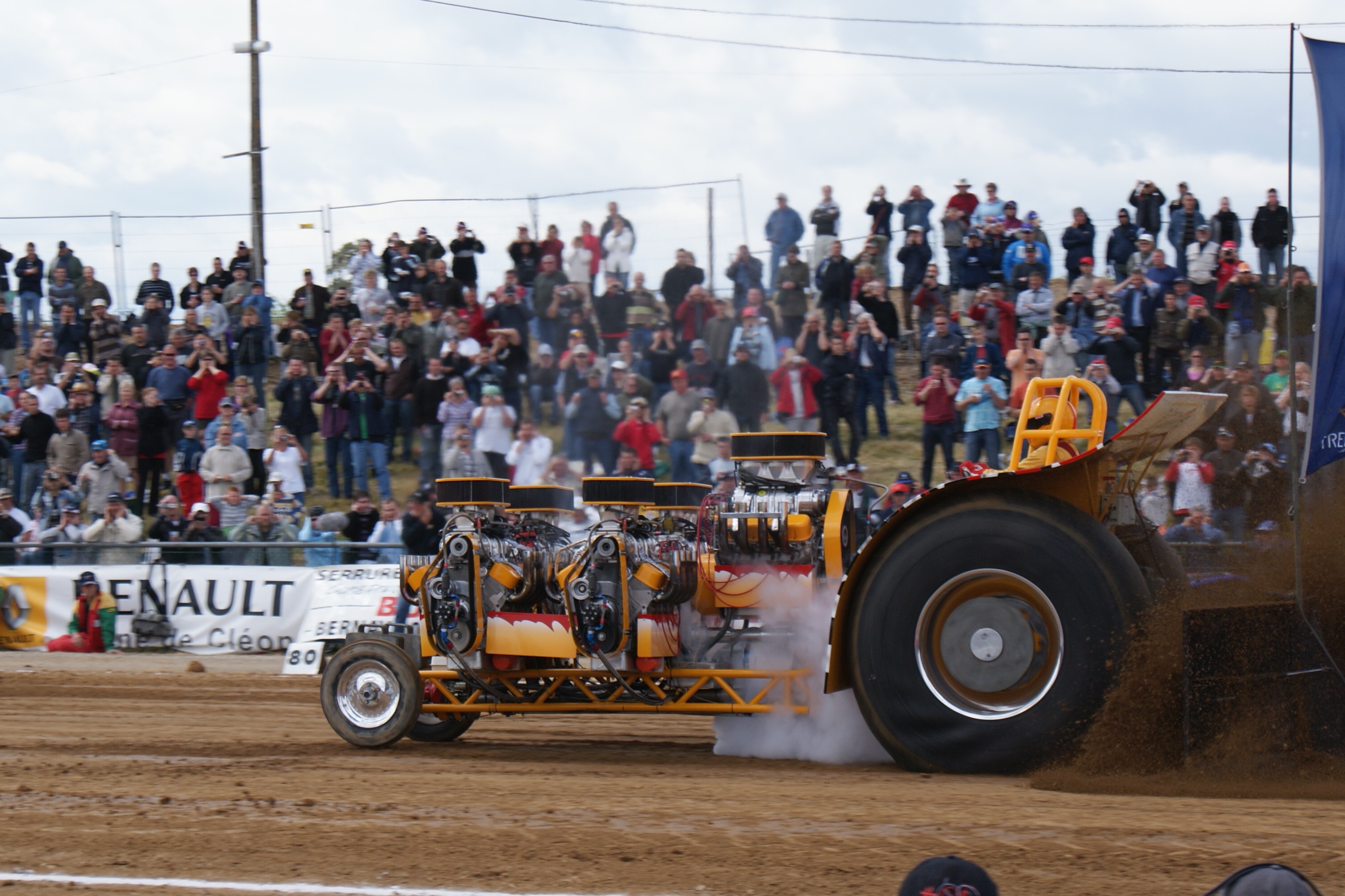 Fonds d'cran Sports - Loisirs Tracteur Pulling 