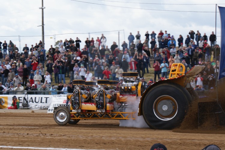 Fonds d'cran Sports - Loisirs Tracteur Pulling Wallpaper N236540