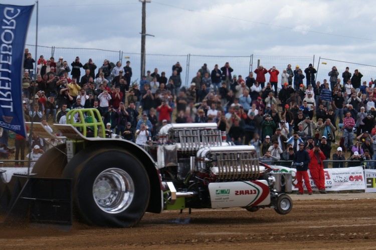 Fonds d'cran Sports - Loisirs Tracteur Pulling Wallpaper N236759