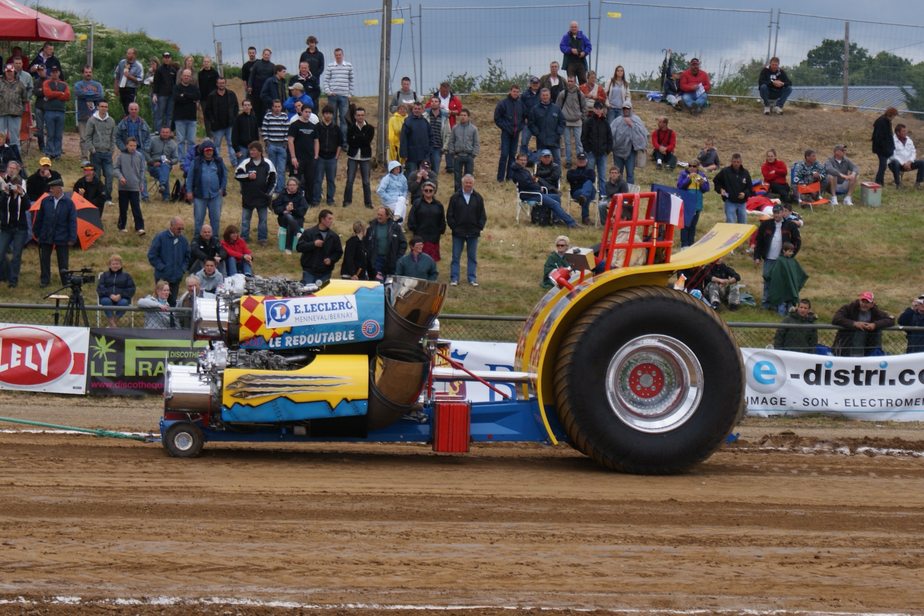 Fonds d'cran Sports - Loisirs Tracteur Pulling 