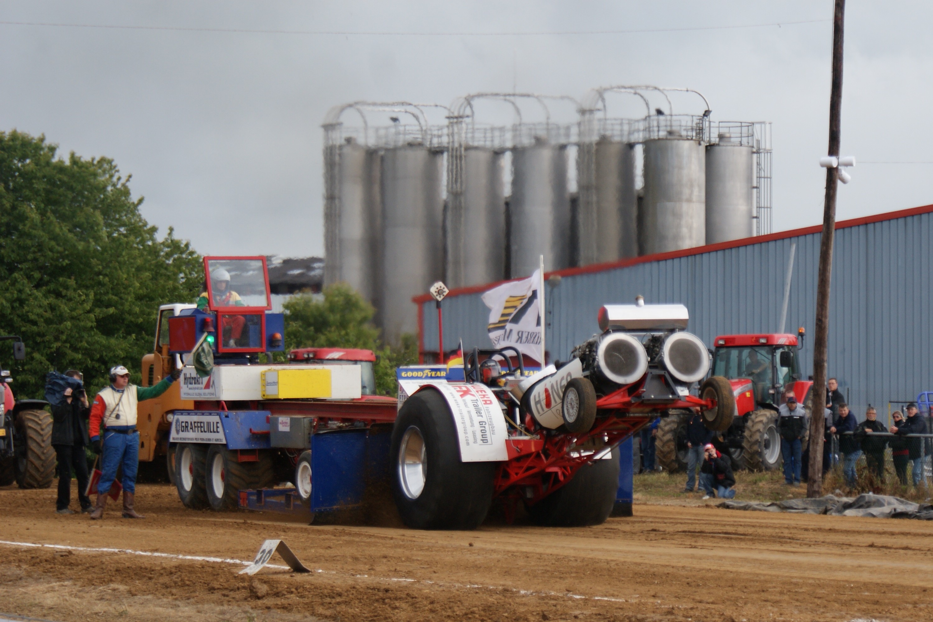 Fonds d'cran Sports - Loisirs Tracteur Pulling 