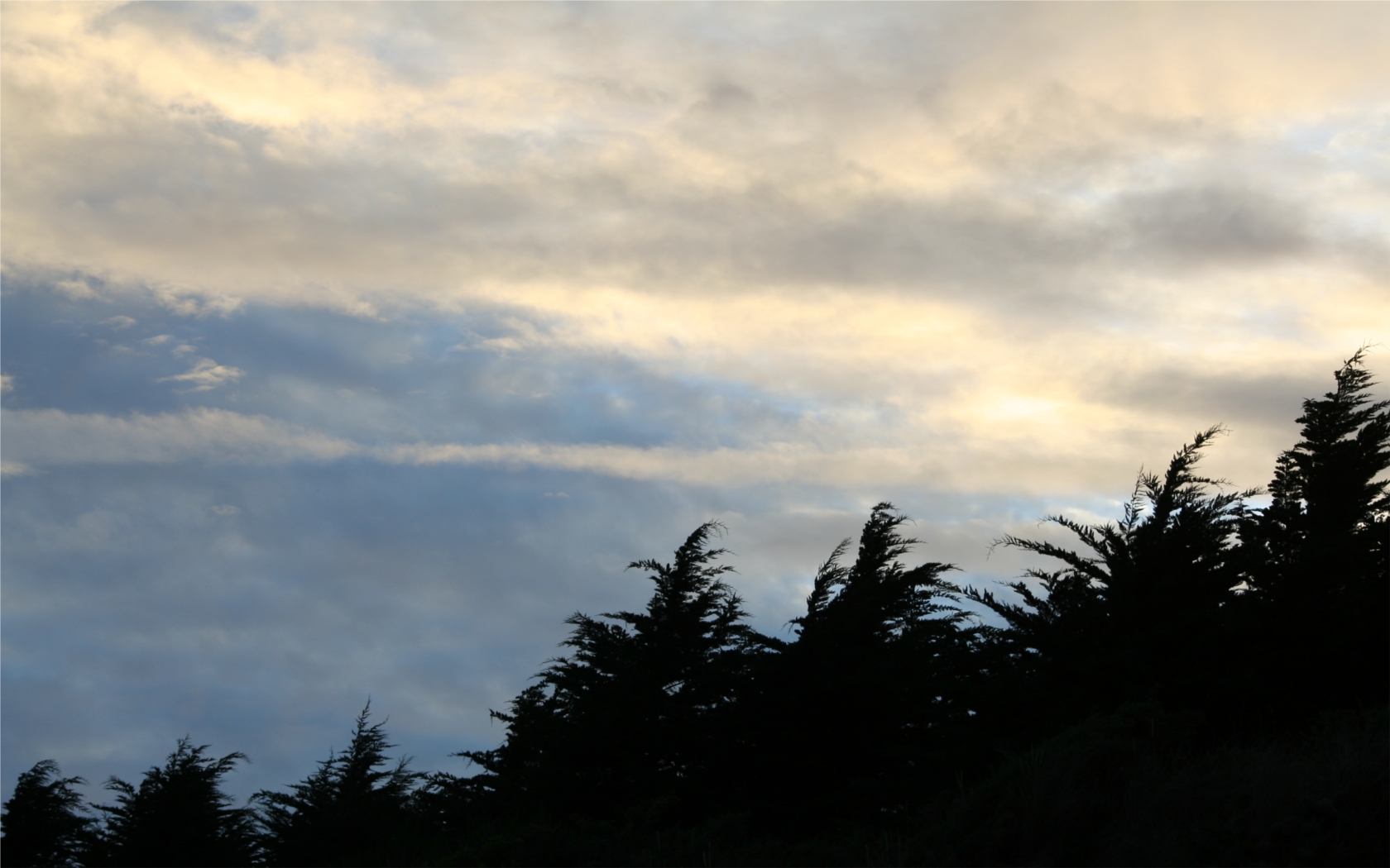 Fonds d'cran Nature Ciel - Nuages coucher de soleil