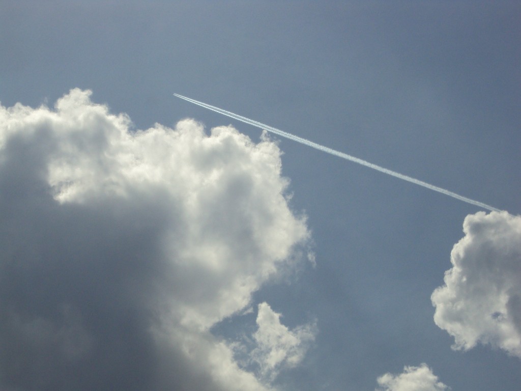 Wallpapers Planes Airliners nuages et avion