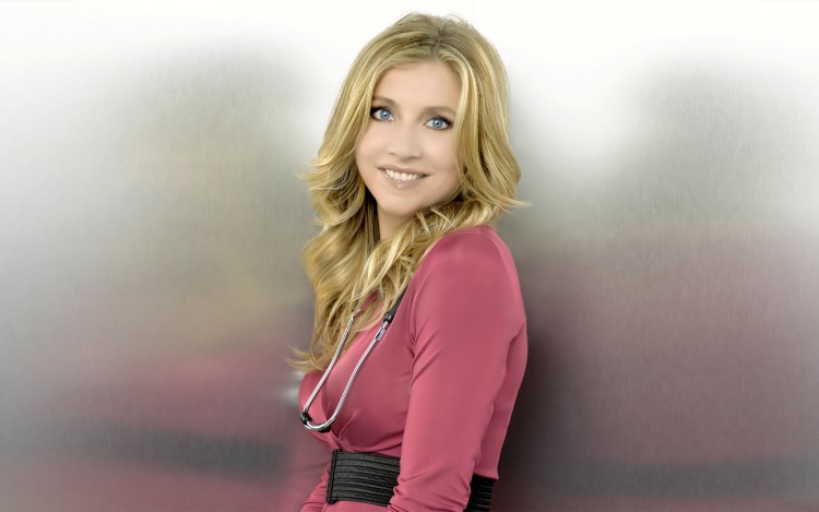 Wallpapers Celebrities Women Sarah Chalke Wallpaper N238973