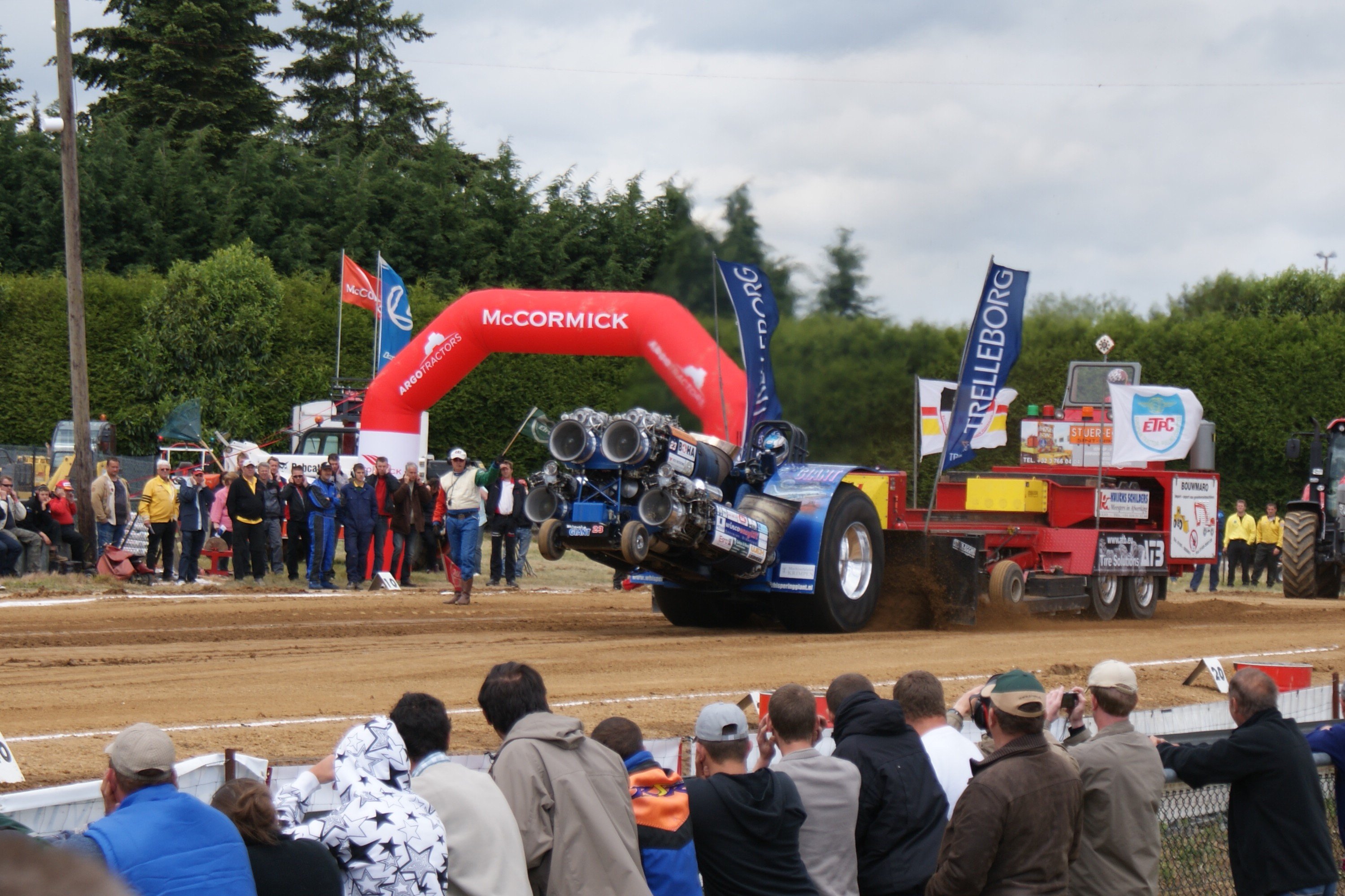 Wallpapers Sports - Leisures Tracteur Pulling 