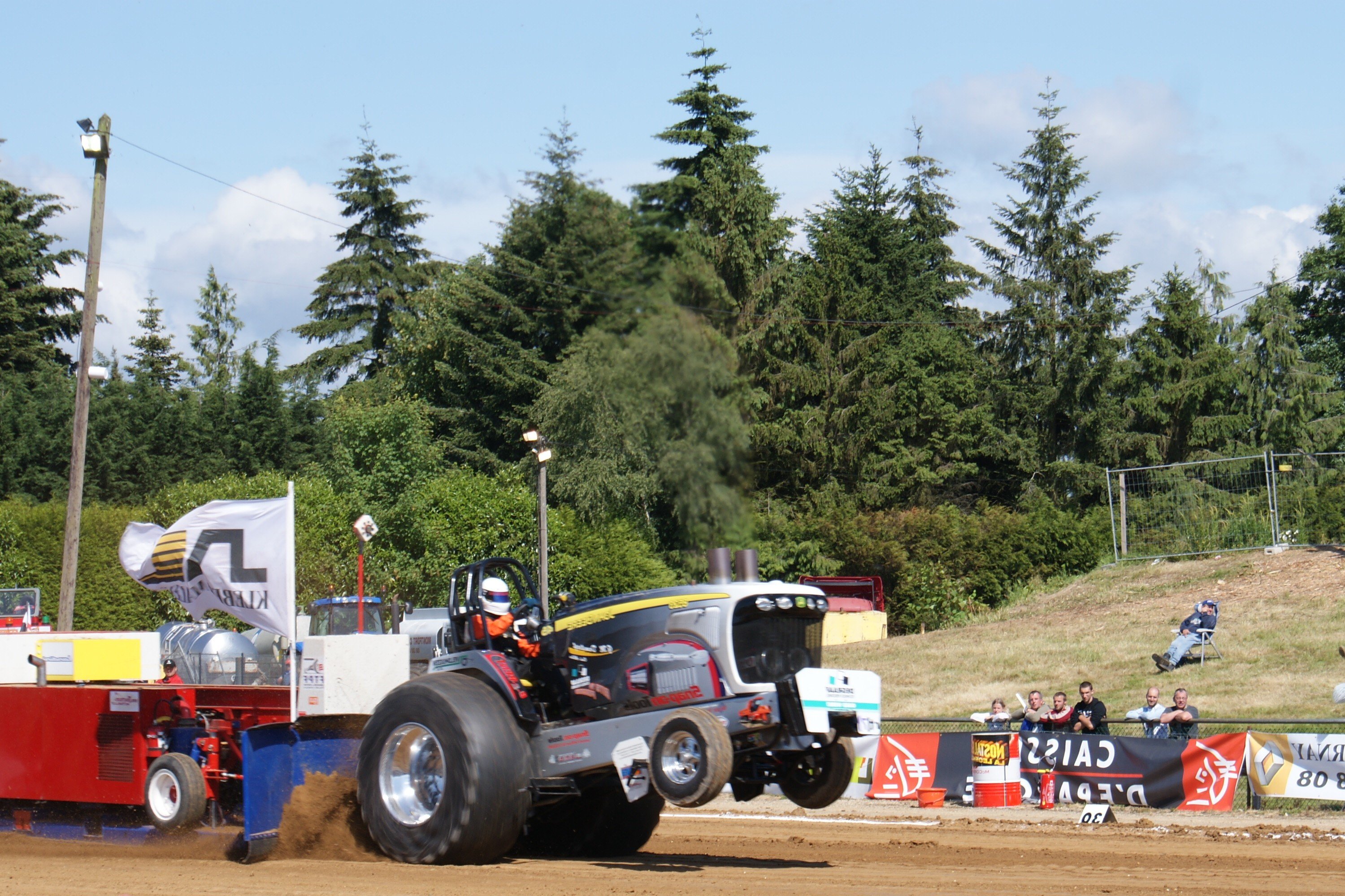 Wallpapers Sports - Leisures Tracteur Pulling 