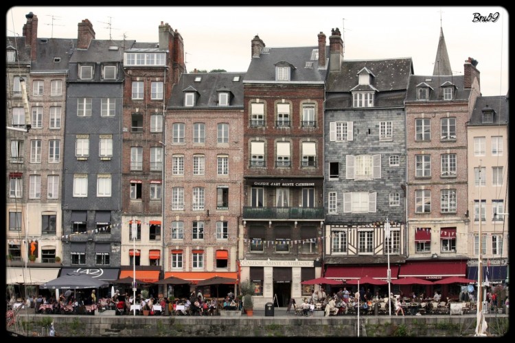 Wallpapers Trips : Europ France > Normandie Architecture sur le port de Honfleur