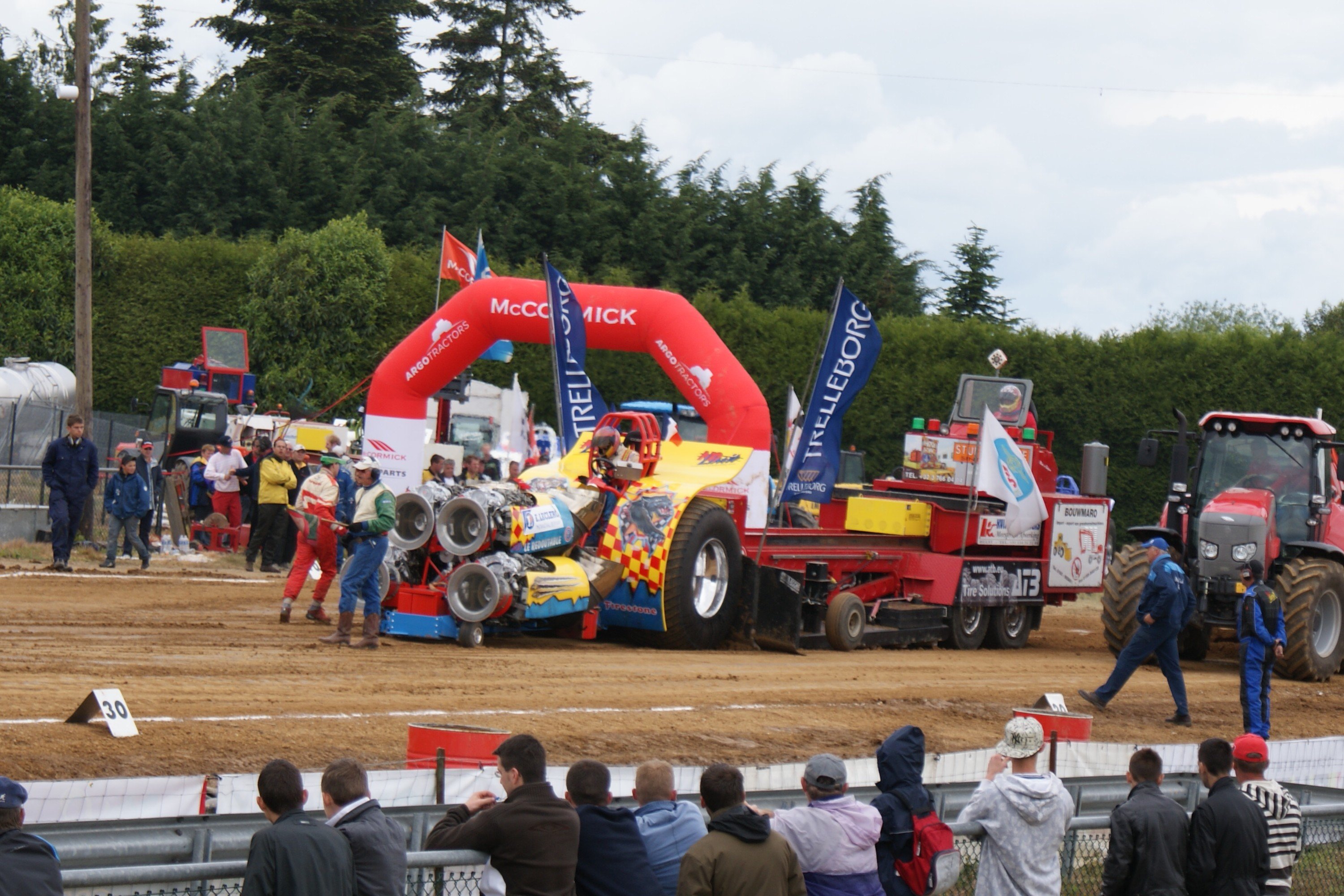 Fonds d'cran Sports - Loisirs Tracteur Pulling 