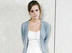 Fonds d'cran Clbrits Femme Emma Watson 