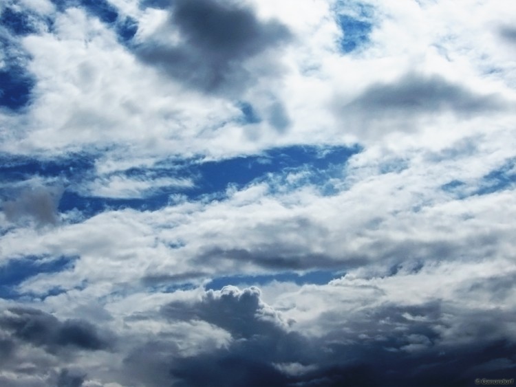 Fonds d'cran Nature Ciel - Nuages Un ciel bien charg