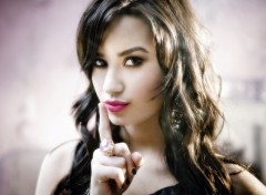 Fonds d'cran Clbrits Femme Demi Lovato 