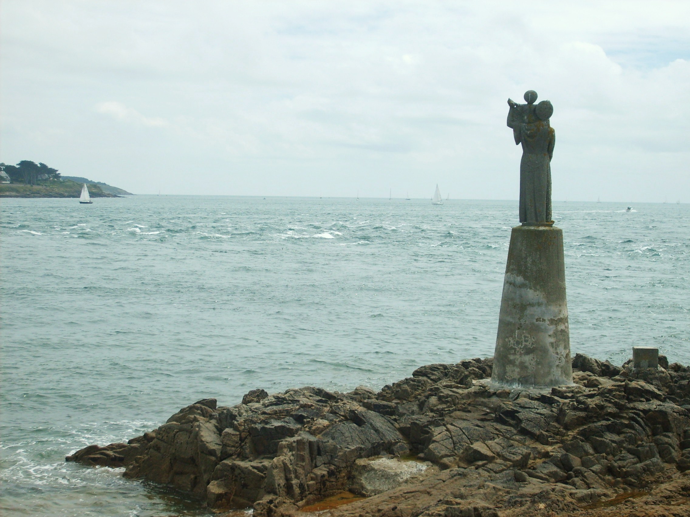 Wallpapers Nature Seas - Oceans - Beaches statue