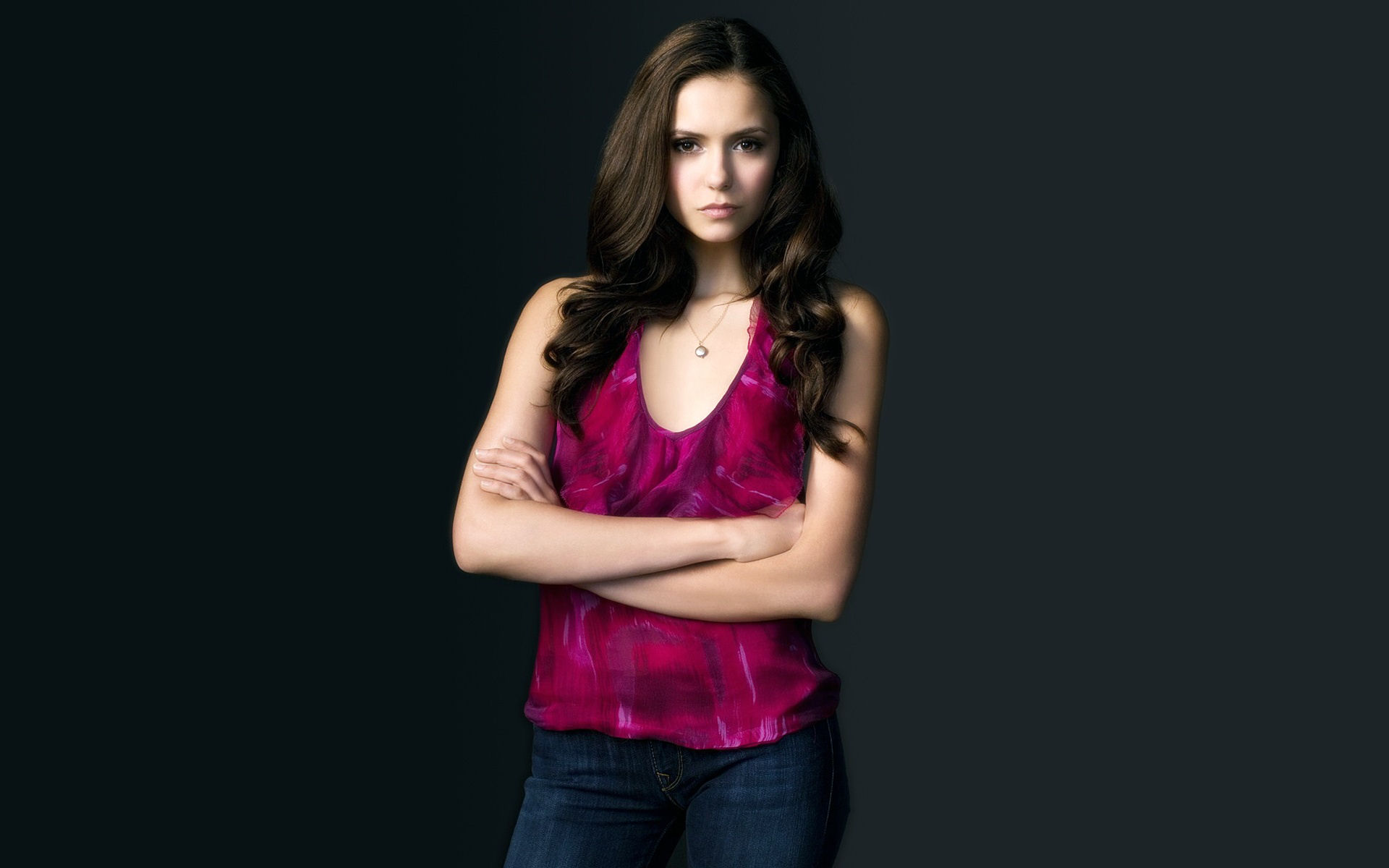 Wallpapers Celebrities Women Nina Dobrev  Nina Dobrev 