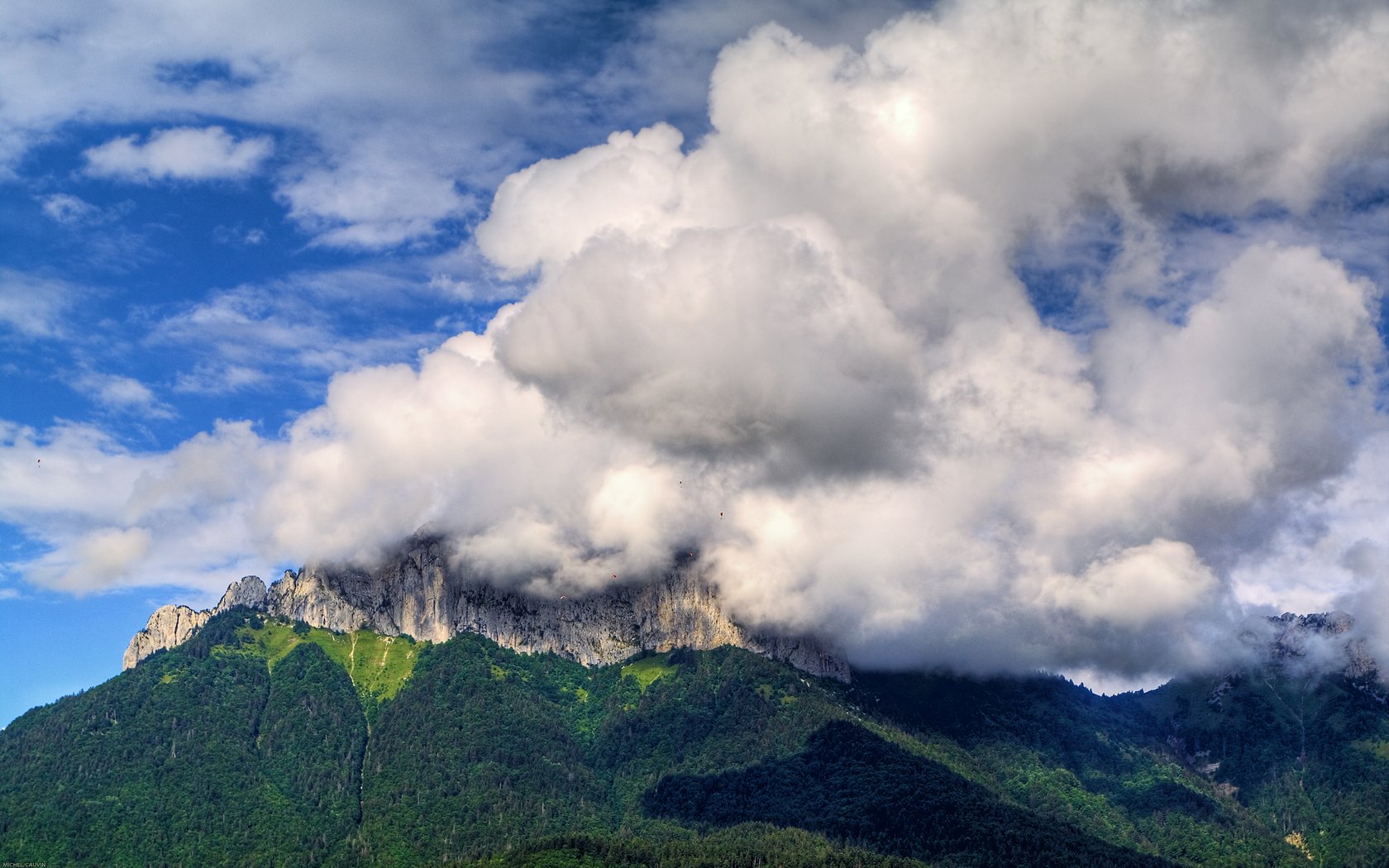 Fonds d'cran Nature Montagnes Mangeurs de nuages