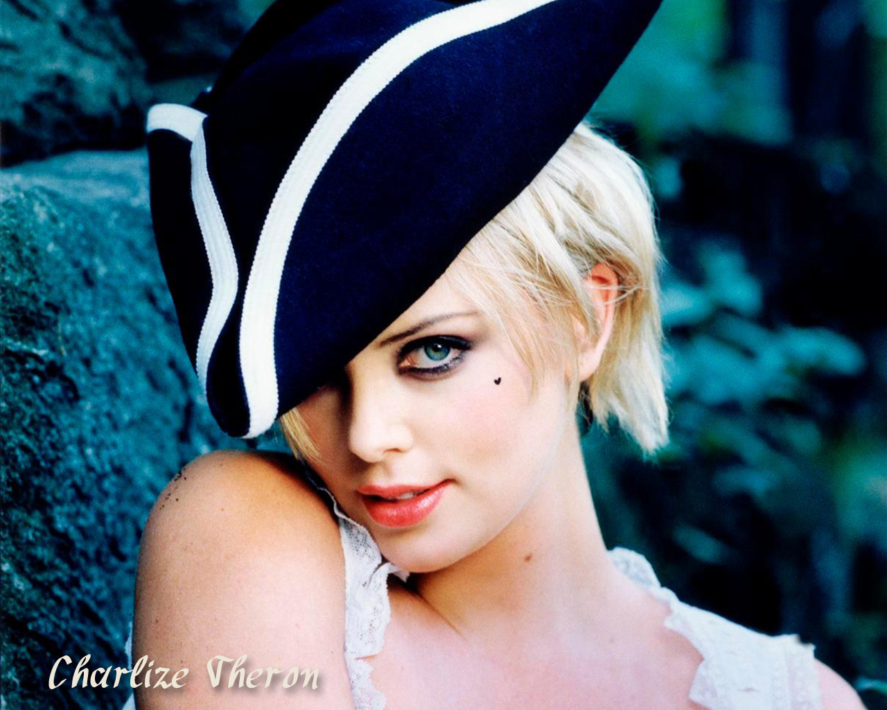 Fonds d'cran Clbrits Femme Charlize Theron Charlize Theron