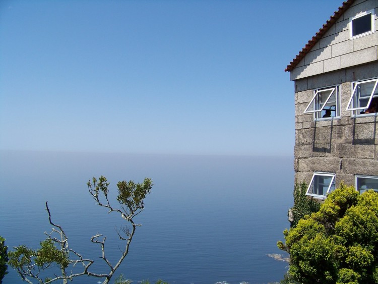 Wallpapers Constructions and architecture Houses En regardant  la mer.