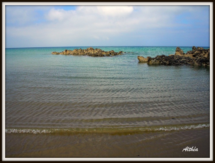 Fonds d'cran Nature Mers - Ocans - Plages lger remou sur la plage