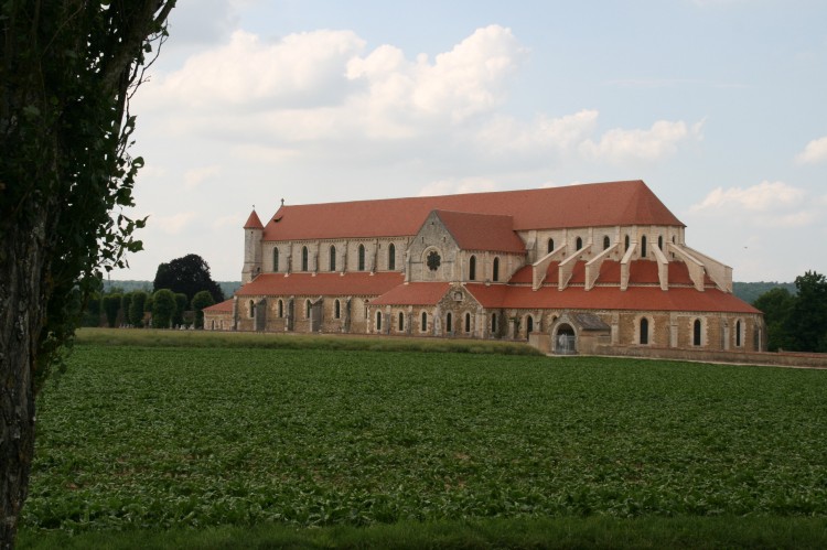 Fonds d'cran Constructions et architecture Edifices Religieux Abbaye de Pontigny dans l'Yonne