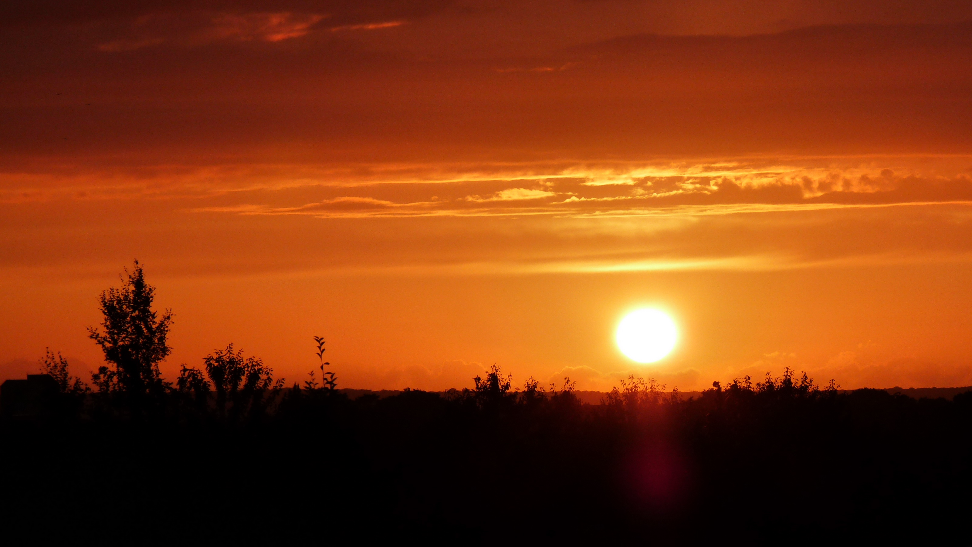 Fonds d'cran Nature Couchers et levers de Soleil Amiens s'endort