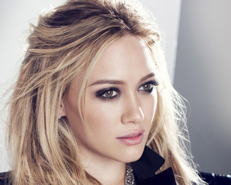 Fonds d'cran Musique Hilary Duff Wallpaper N245696