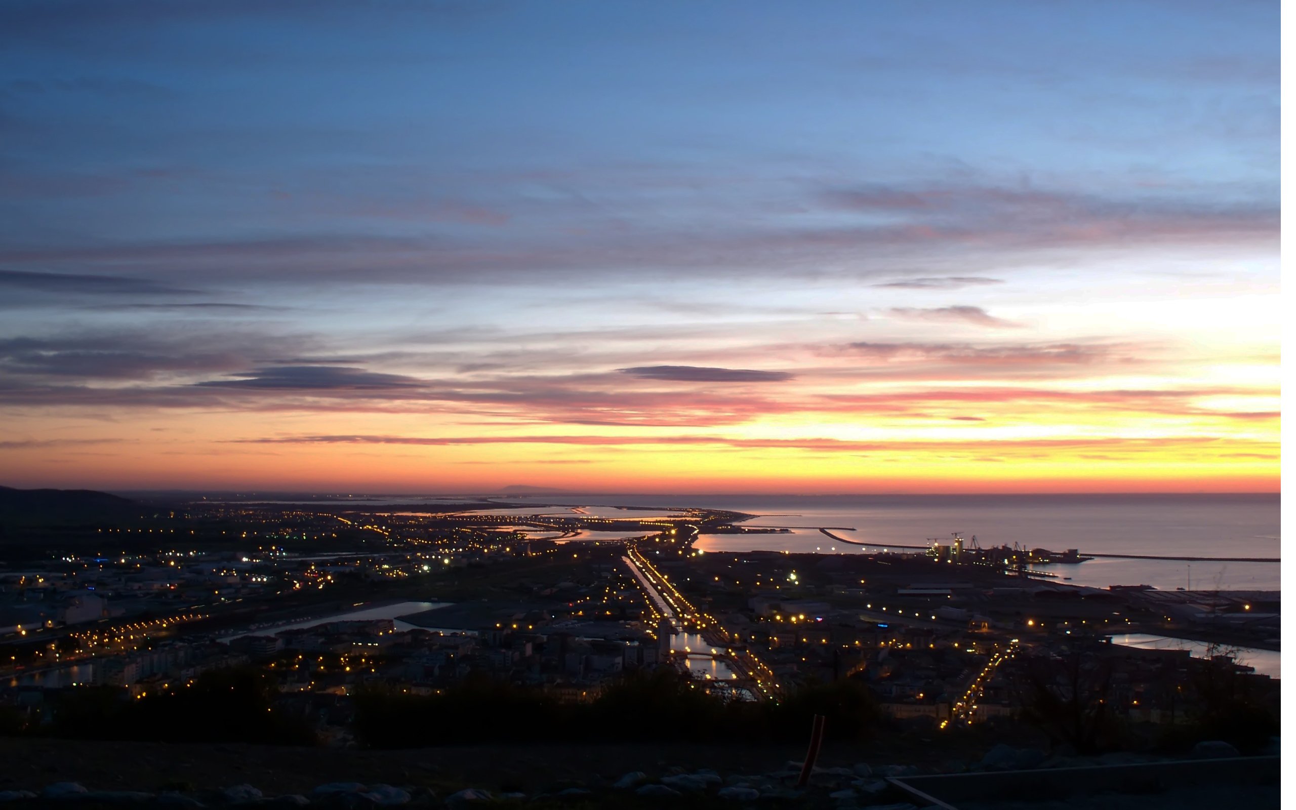 Wallpapers Nature Sunsets and sunrises lever de soleil depuis le Mont Saint Clair  Ste (34)