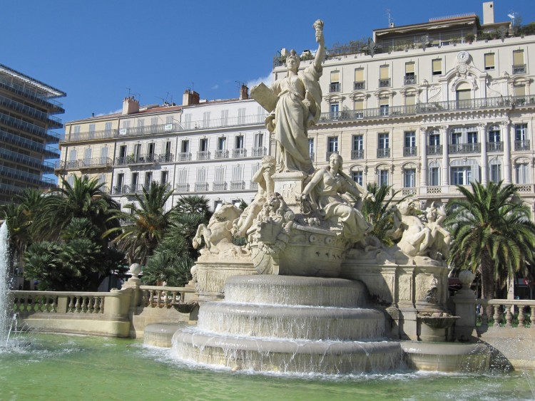 Fonds d'cran Constructions et architecture Fontaines - Jets d'eau Toulon