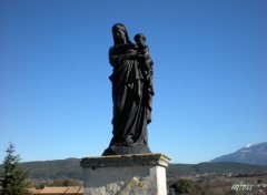 Fonds d'cran Voyages : Europe La vierge noir (Vaison la Romaine)