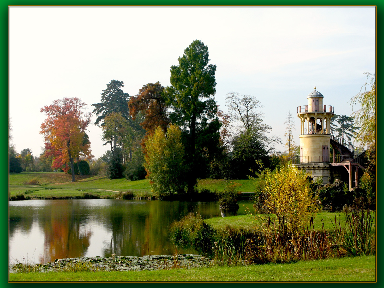 Fonds d'cran Nature Parcs - Jardins Le hron en son royaume