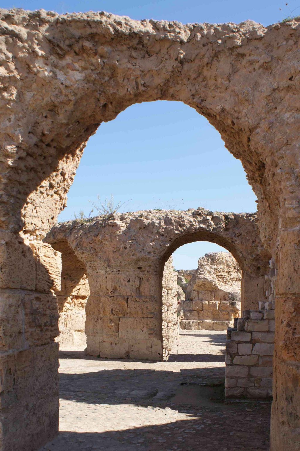 Fonds d'cran Constructions et architecture Ruines - Vestiges Carthage les thermes d'antonin