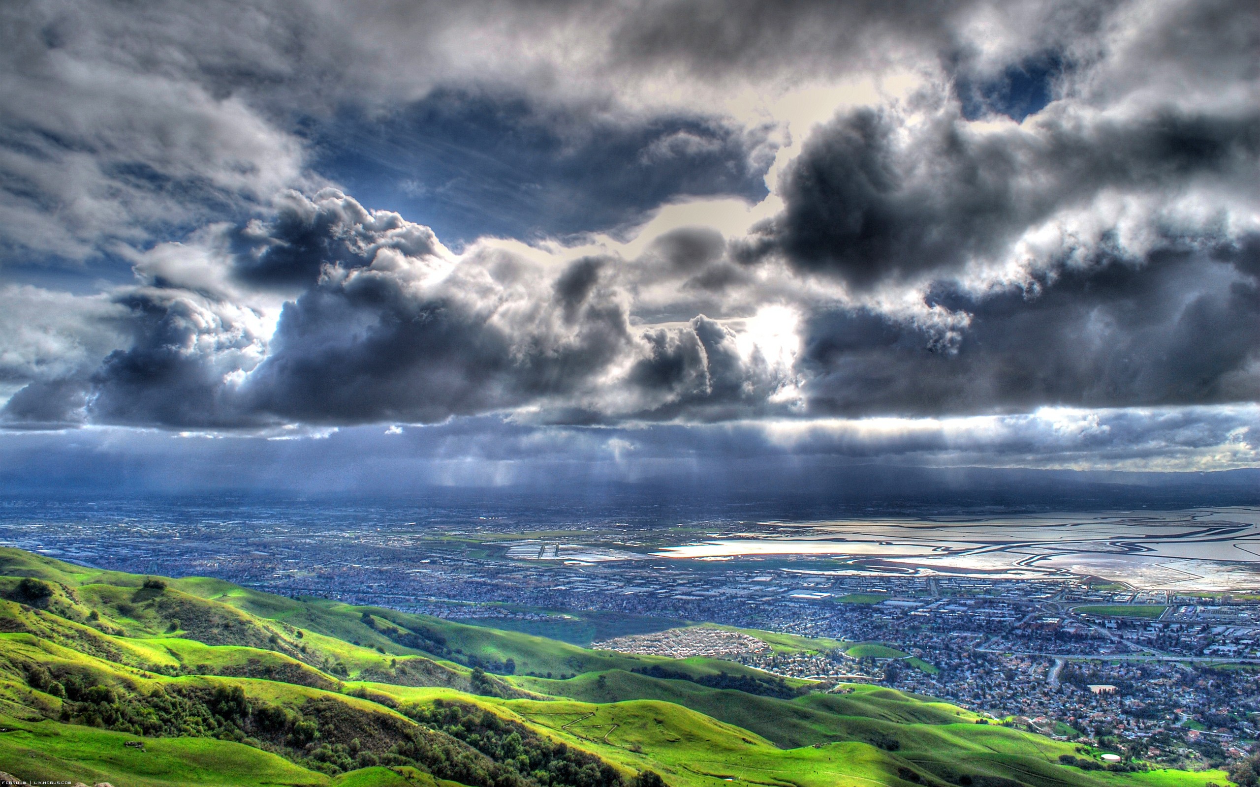 Wallpapers Nature Skies - Clouds Valle sous les nuages