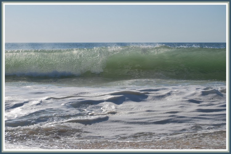 Fonds d'cran Nature Mers - Ocans - Plages Vague