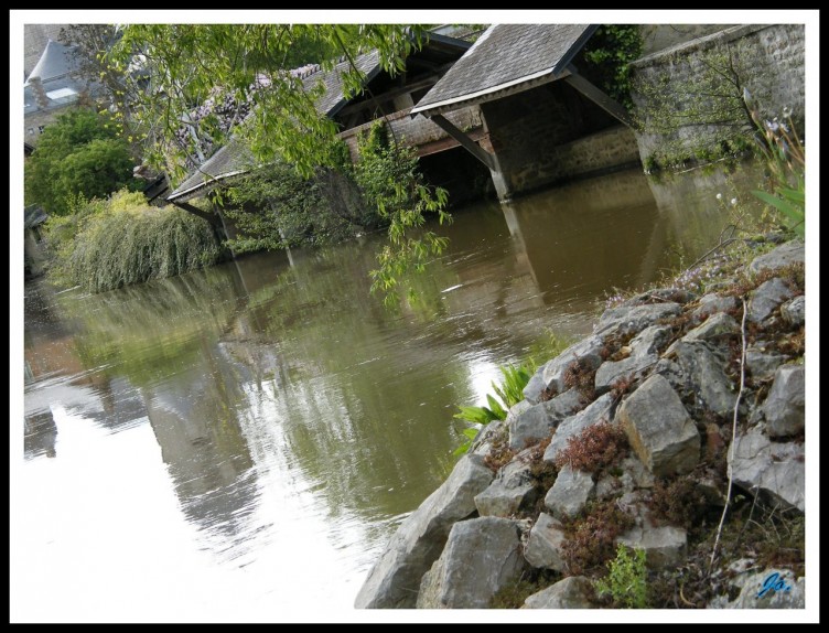 Fonds d'cran Nature Fleuves - Rivires - Torrents le lavoir