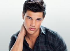 Fonds d'cran Clbrits Homme Taylor Lautner