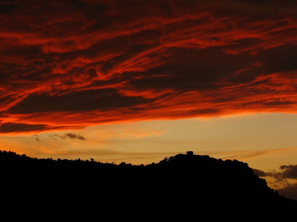 Fonds d'cran Nature Couchers et levers de Soleil Coucher de soleil sur la Chlle St  Juste 