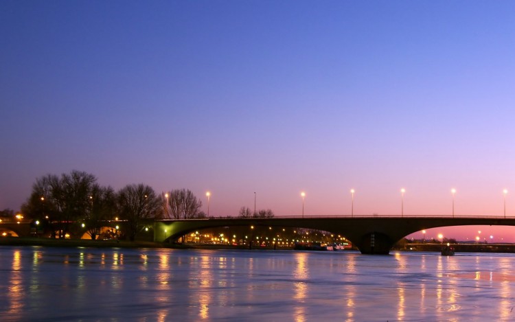 Wallpapers Constructions and architecture Bridges - Aqueduct Pont sur le Rhne - Avignon (84)